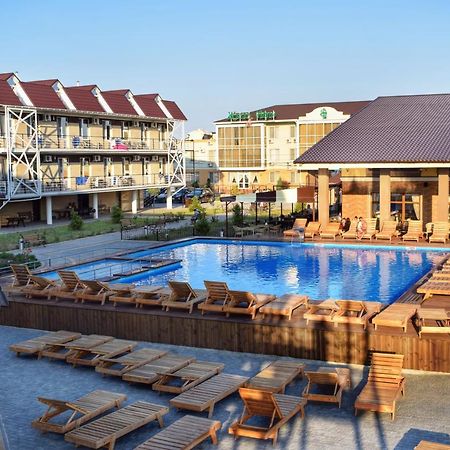 Baza Otdykha Jules Verne Hotell Zatoka Eksteriør bilde
